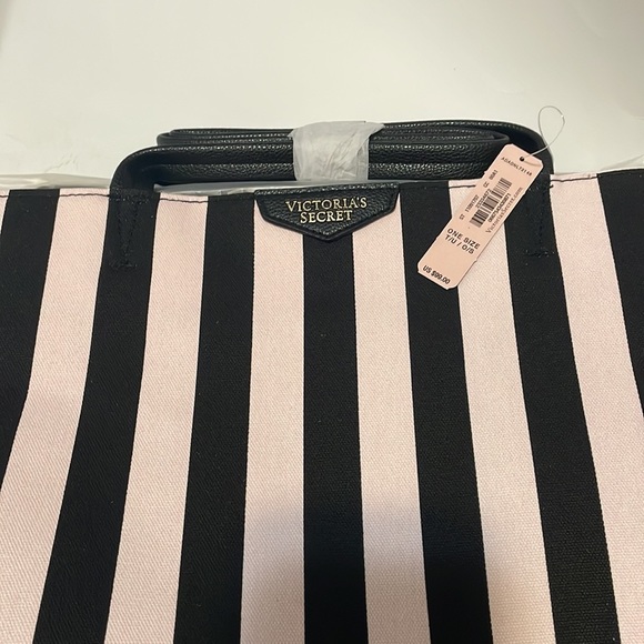 NWT Victoria Secret Weekend Tote Bag One Size - Picture 2 of 5